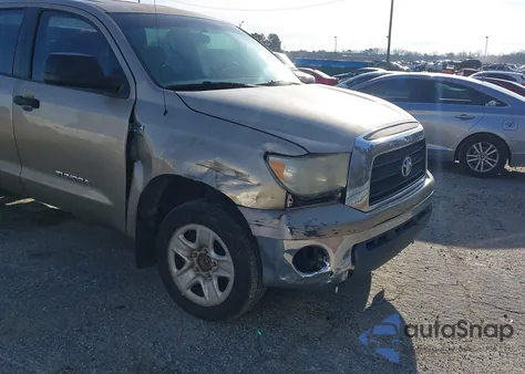 2007 Toyota Tundra Sr5 4.7L V8 z USA, uszkodzony, nr VIN 5TBRT541X7S449944